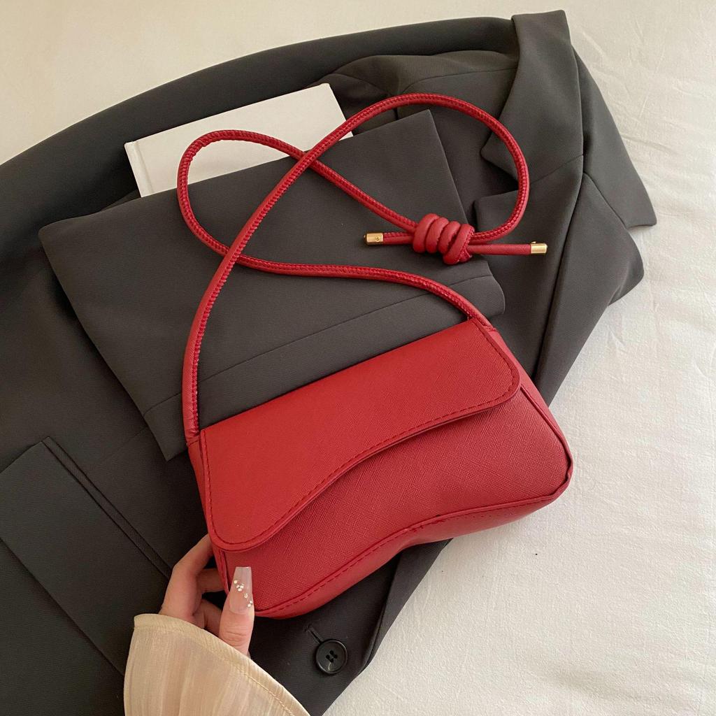 2025 Women's Autumn Minimalist Crossbody: New Niche Design Single Shoulder & Underarm Bag.
