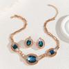 Conjunto de collar y pendientes de moda
