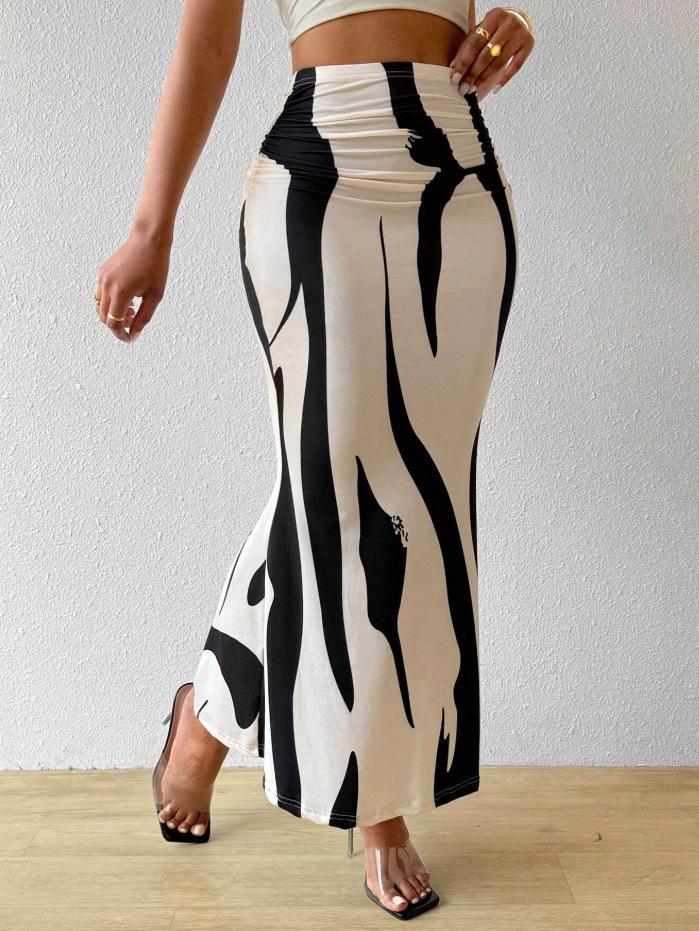 Spring/Summer High-Waisted Digital Print Fashion Skirt for Women