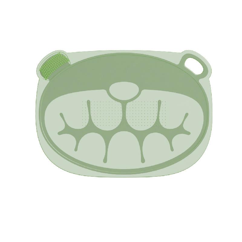 Silicone Little Bear Soft Cutting Board - Lightweight Chopping Board for Babies - Suitable for Cutting Fruits