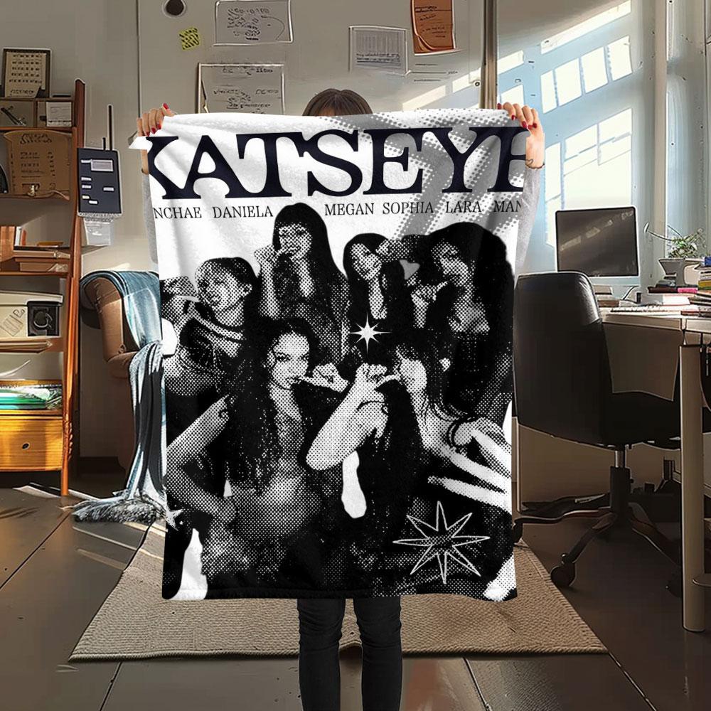 1PC KATSEYE Patterned Flannel Blanket Suitable For All Seasons for Home Decor Warmth and Comfort Gifts Holiday Present