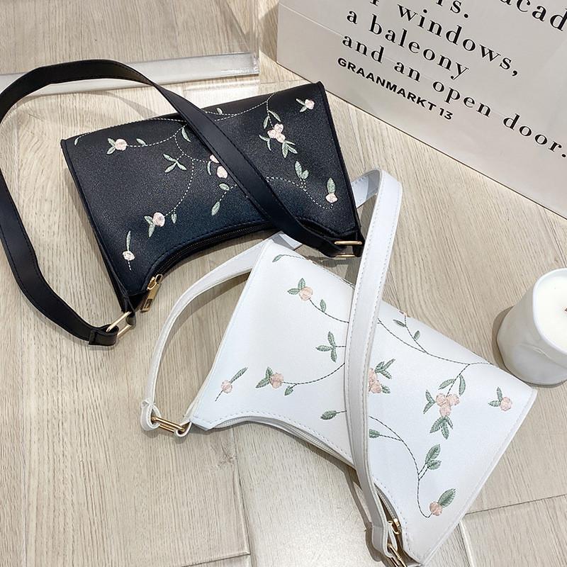 Stylish Embroidered Underarm Bag For Women 2022 Small Hobo Handbag With Fresh And Sweet Design