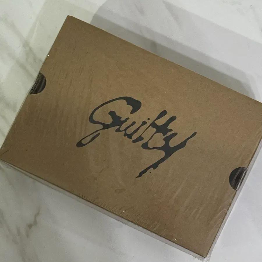 

Альбом Shinee Tamin Guilty Box