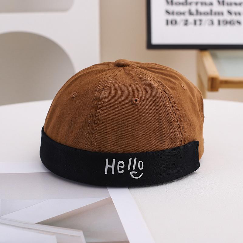 

Hello letter embroidered landlord hat with adjustable outdoor sports and leisure sun protection hat suitable for men and women One Size кавовий