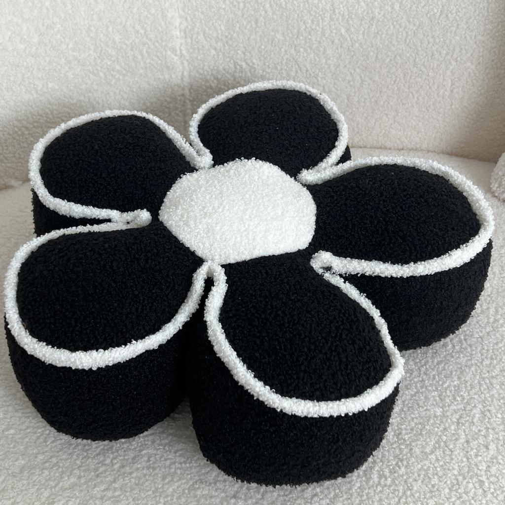 Chic Geometric Flower Throw Pillow - Soft, Washable Polyester Cushion for Bed & Sofa Decor