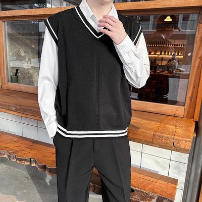 Męski dzianinowy sweter bez rękawów z dekoltem w serek, styl college'owy, dla młodych i w średnim wieku.