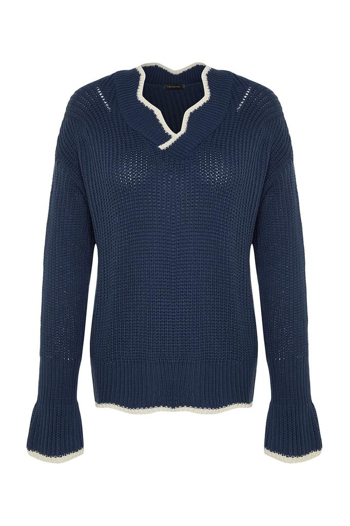 Women's Fashionable Stylish Sweater Black Wide Fit Color Blocked Knitwear Sweater