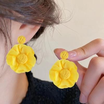 Orecchini Pendenti Floreali Boho Donna Orecchini Pendenti Fiore in Tessuto Fatti a Mano Leggeri Orecchini Pendenti Floreali per Vacanza Estate Spiaggia
