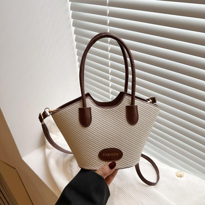 

Popular design sense, portable bucket tote bag, atmospheric beauty, casual shoulder messenger bag, women s bag коричневый