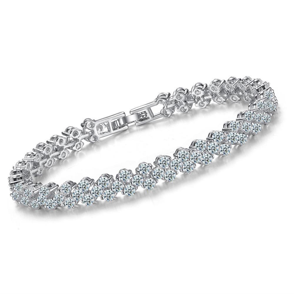 Heart-Shaped Full Pave Zirconia Bracelet Elegant Simulated Moissanite Jewelry