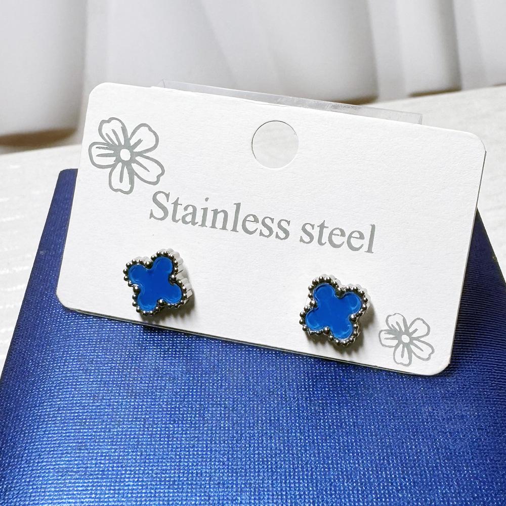 9MM Small Four-leaf Flower Earrings Fashion Fresh Small Earrings