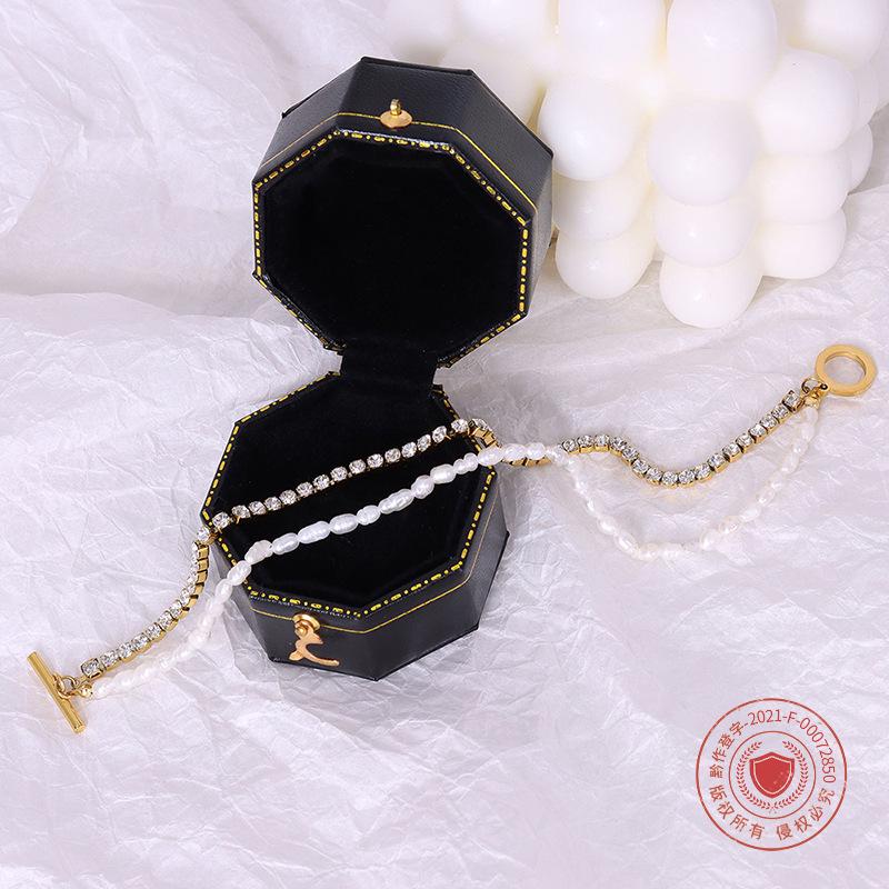 Evropský a americký minimalistický dvouvrstvý náramek z sladkovodních perel a zirkonů z 18K titanové oceli E286