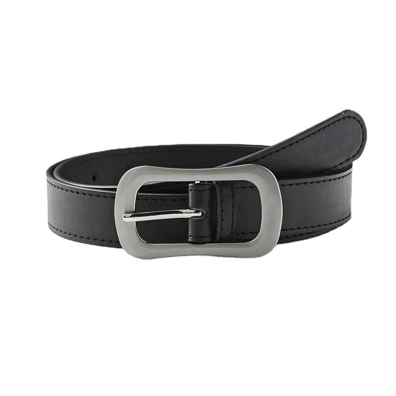 Retro Fashionable Black Pu Leather Belt For Women Featuring Stylish Buckle Japanese