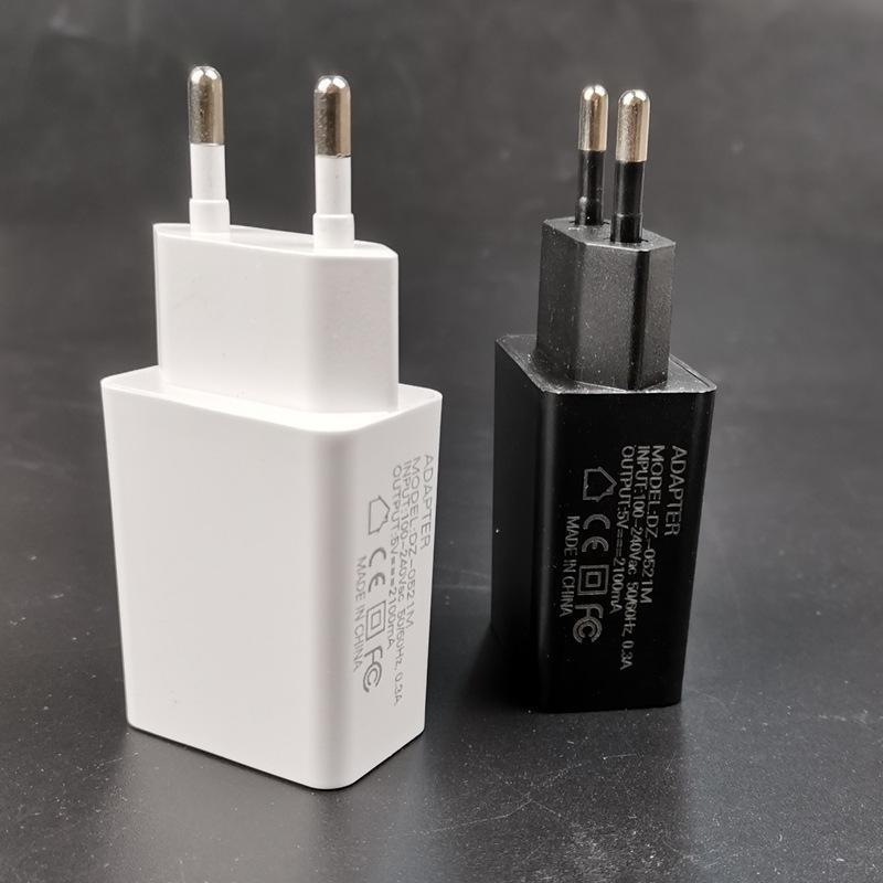 Carregador USB 5V2A com Certificações 3C, US FCC e Europeia CE para Telefones Móveis