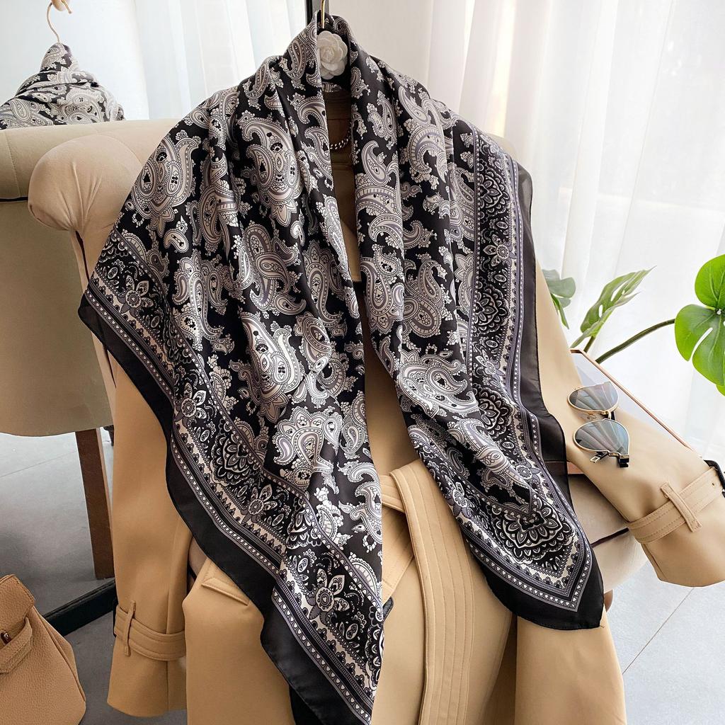 High-quality Luxurious Silk Scarves Headband Scarfs Neck Scarf For Women Chain Silk Scarf Women's Decorative Shawl