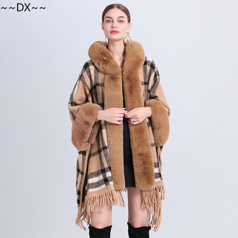 Новая накидка-шаль спицами из снежинок и флиса с толстым меховым воротником. One size — фото 28