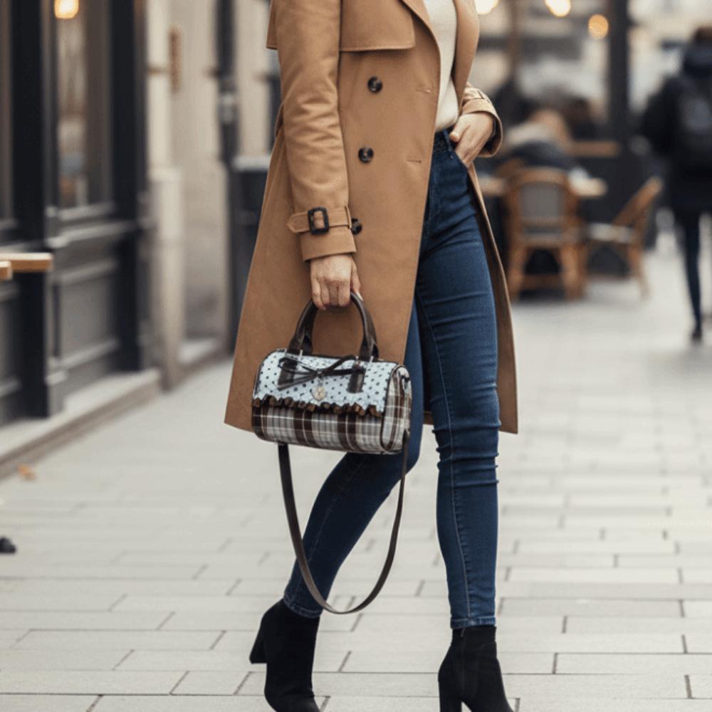 Portable Bowler Bag Exquisite Crossbody Bag Vintage Bow Polka Dot Handbag  Daily Use