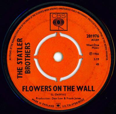 Płyta 7-calowa STATLER BROTHERS - Flowers On The Wall 201976 CBS 1965 UK Folk Używana