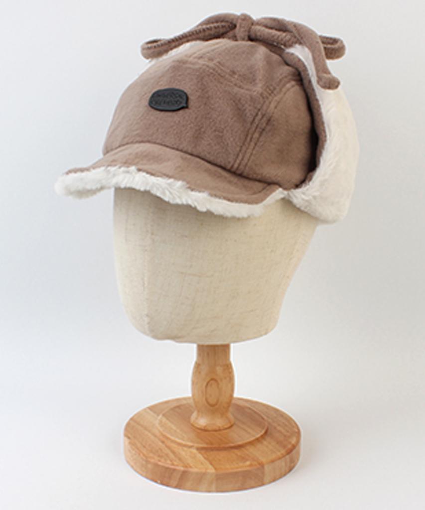 Yunibeosyeolkemiseuteuli Soft Fur Brown Earflap Cap