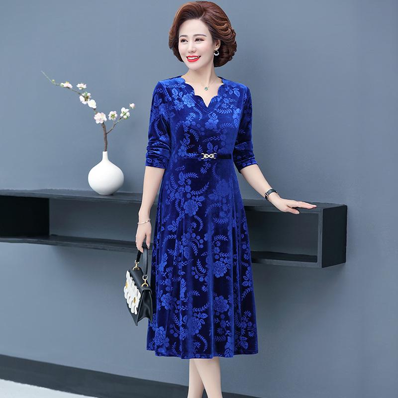 

2026 Spring Women s Embossed V-Neck Dress for Middle-Aged & Elderly - Elegant, Fashionable, Long Sleeve, Wide Hem Skirt XL (90-105 jin) синий