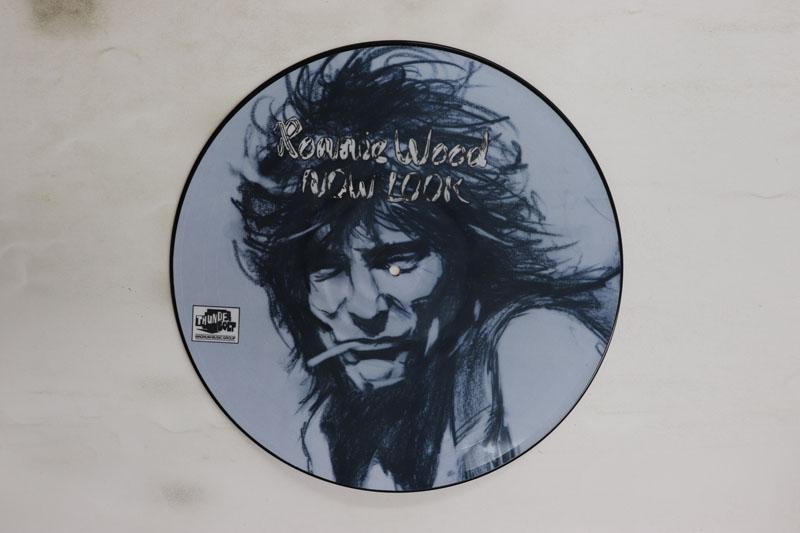 

Виниловая пластинка RONNIE WOOD Now Look THBL046P Thunderbolt 1987 UK Rock Б/у