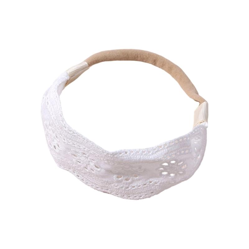 

Stretchy White Lace Infant Headwear Feature Handmade Embroidery Gentle On Sensitive Scalp for Newborns To 2 Year