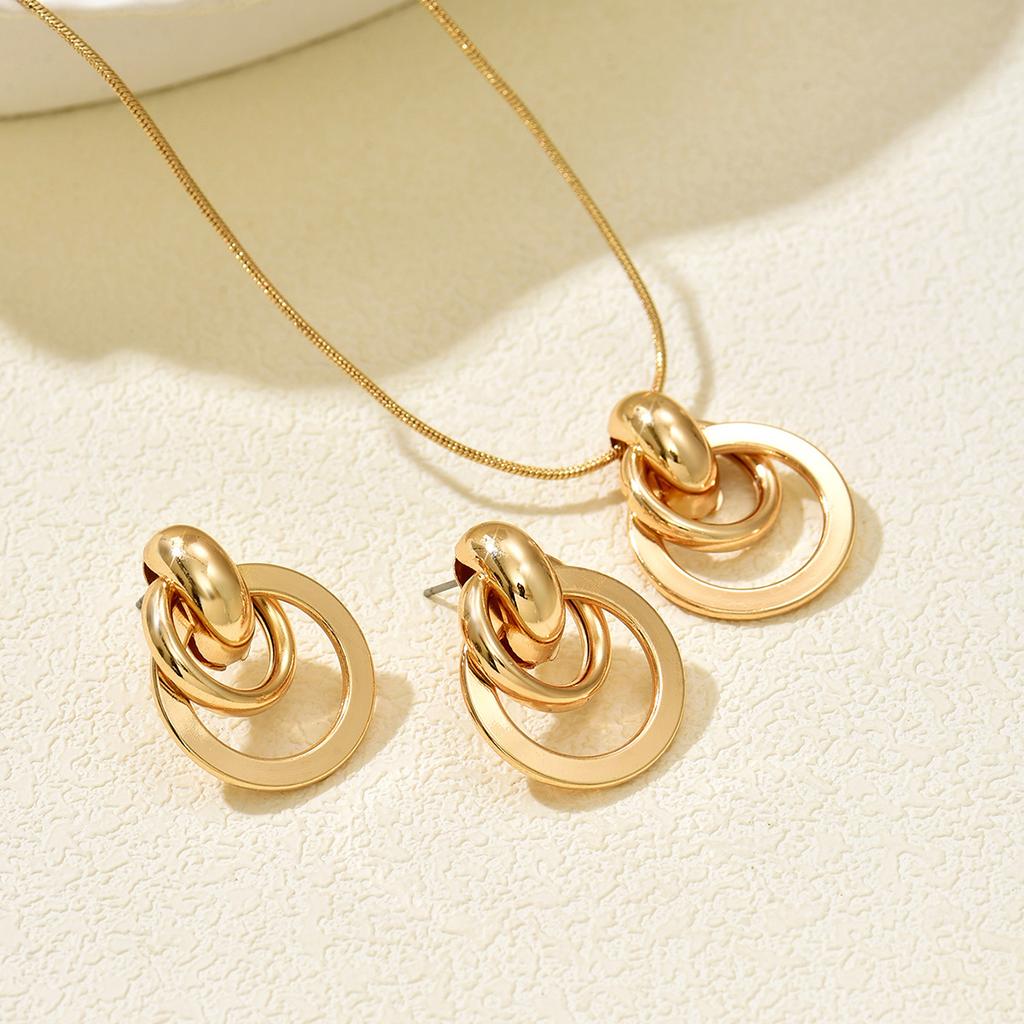 Simple Gold Color Geometic Interlocking Circle/Knot Necklace Earrings Set For Women Trend Daily Wear Party 2 PCS Jewelry