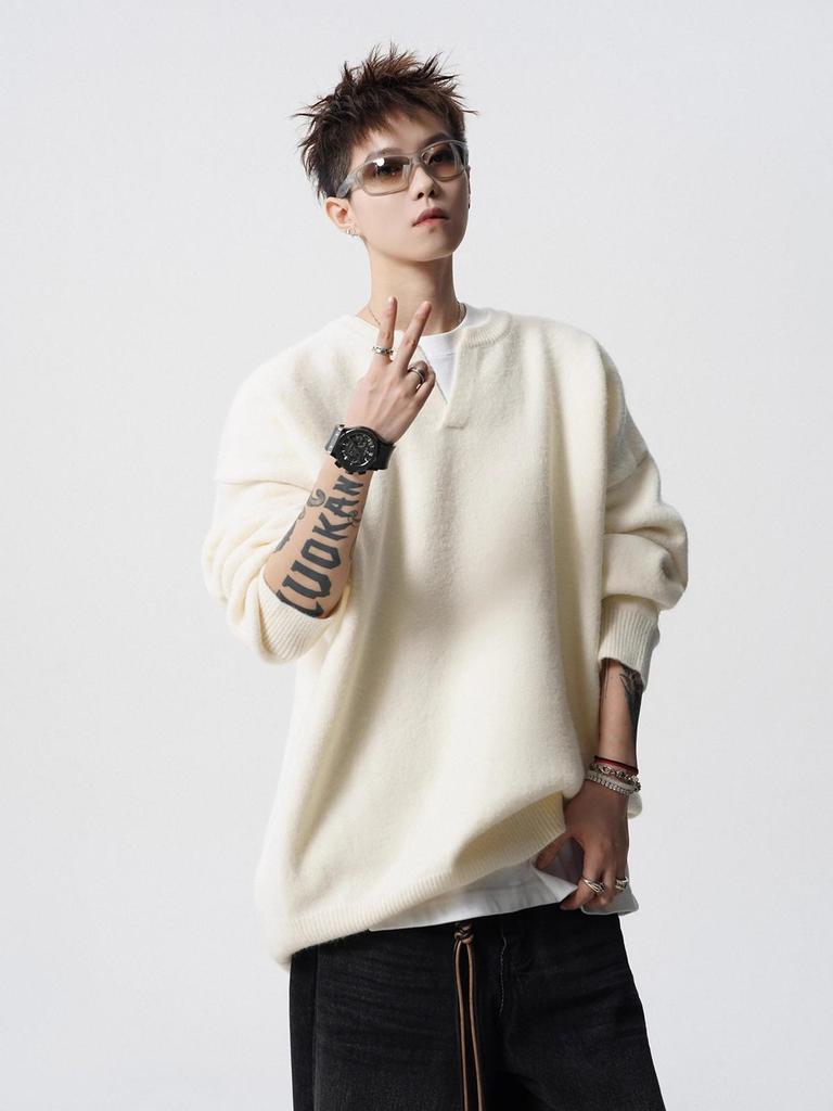 Korean V-Neck Knit Sweater for Men & Women - Autumn/Winter High Street Retro Style