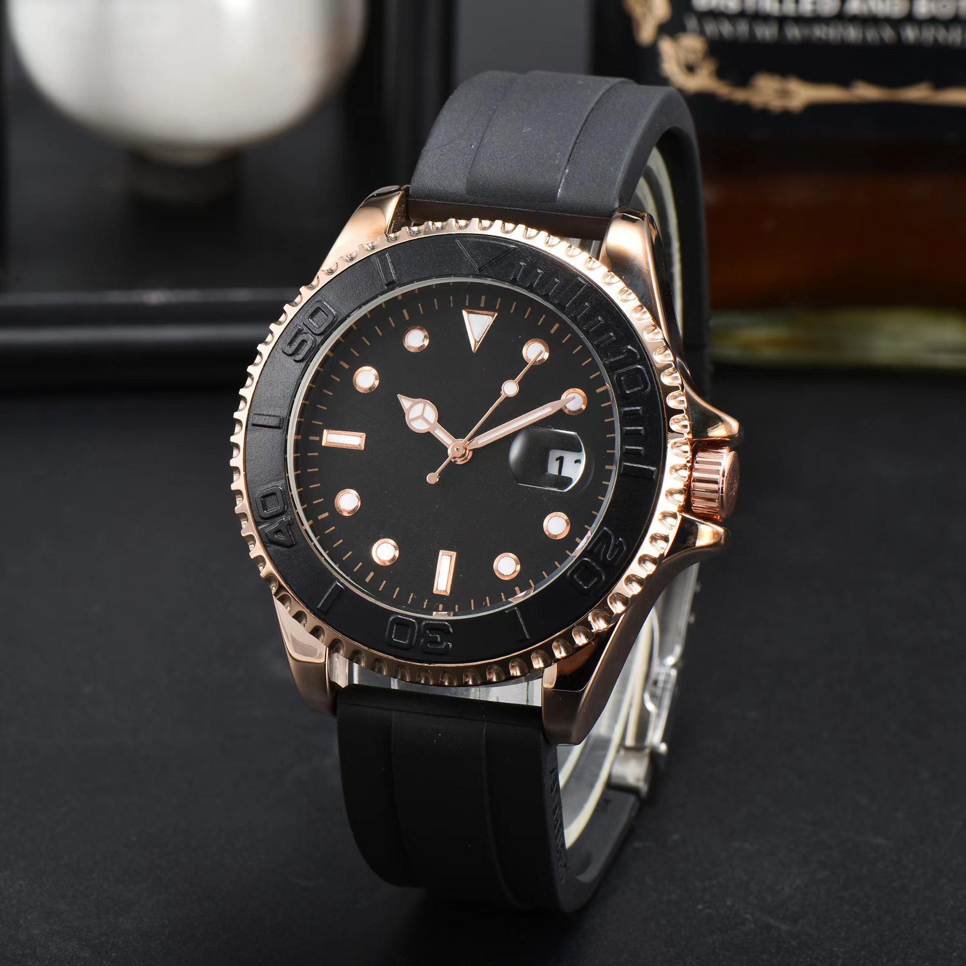 

New Fashion Watch Quartz Men s