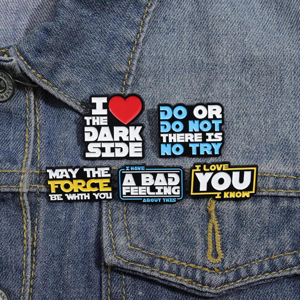 Punk Kreative Sci-Fi Filme Emaille Pins Anstecker Individuell Gothic Film Revers Anstecker Brosche für Fans Kinder Freund Mode Accessoires