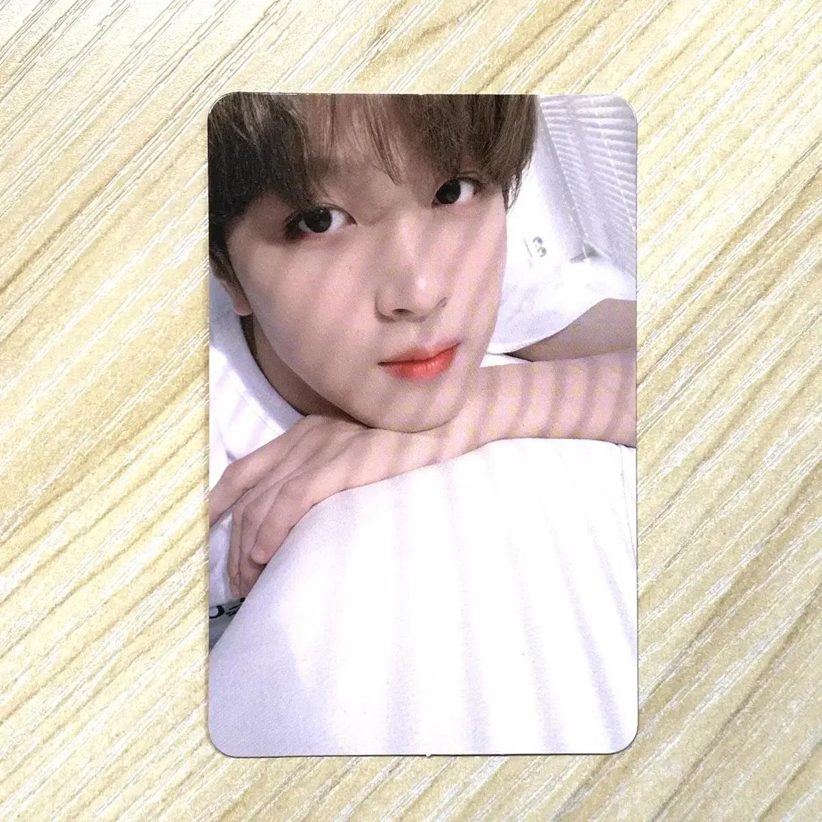 

NCT 127 Кровать Вид на море Фотокарточка
