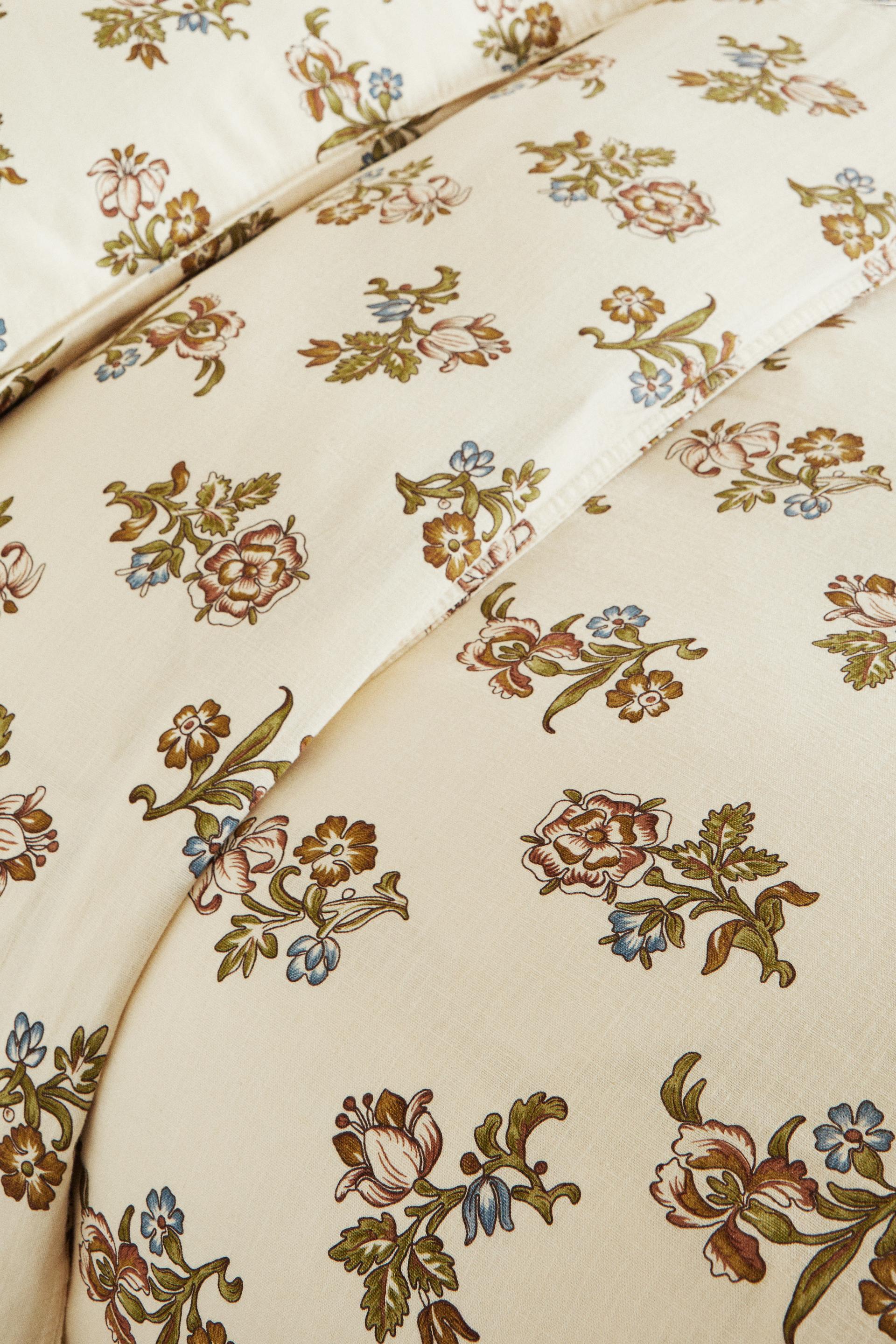 

ПОДОДЕЯЛЬНИК С ЦВЕТОЧНЫМ ПРИНТОМ