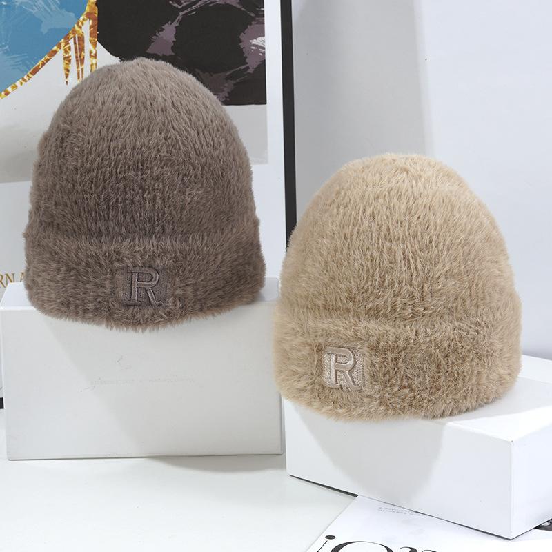 Herbst und Winter Neuer Hut Damen Großer Kopf Um die Buchstaben Wollmütze Imitation Zobelwolle Herbst und Winter Warme Strickmütze