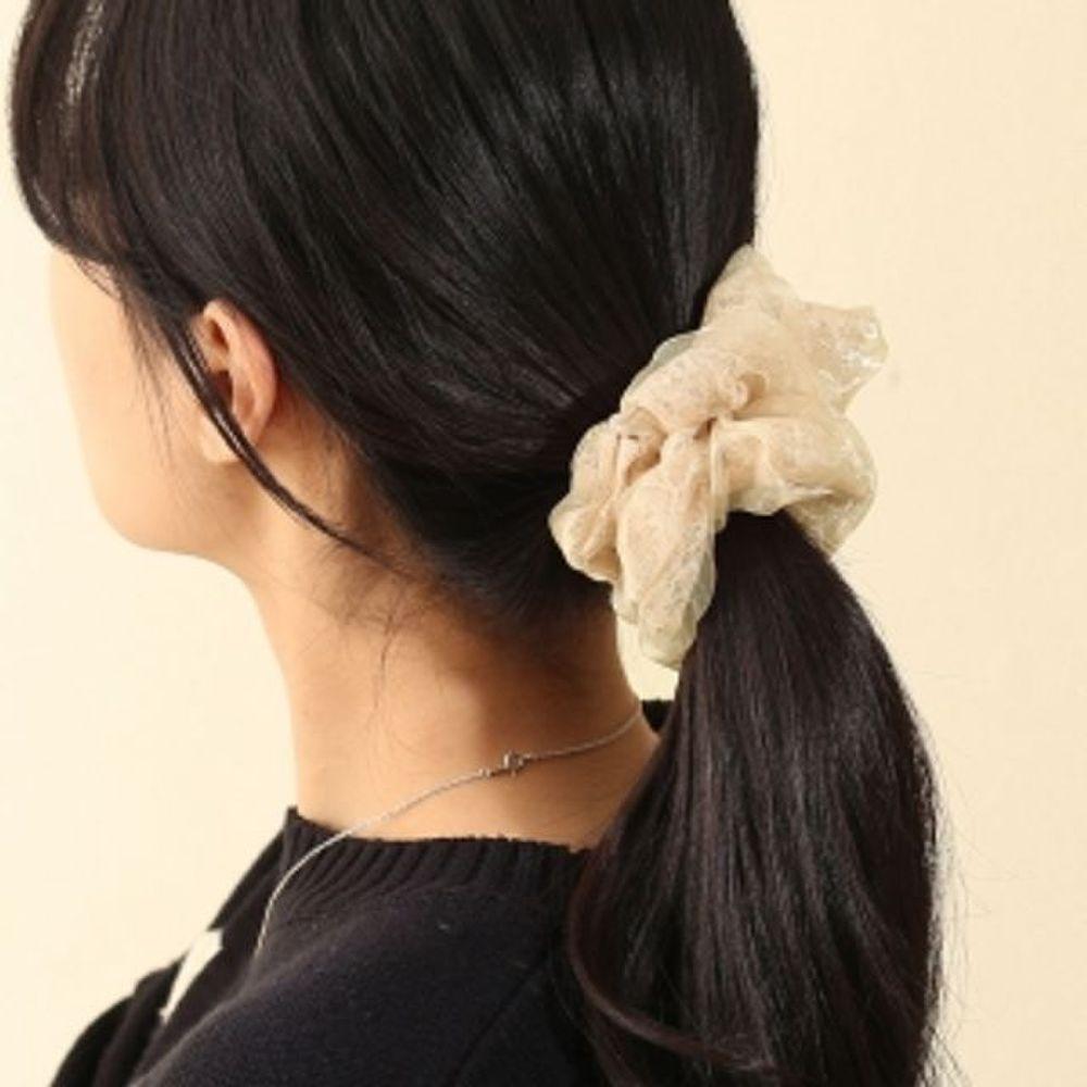 

Аксессуар для волос Angel Shushu прозрачная кружевная резинка-гопчанг бежевая резинка-скранчи