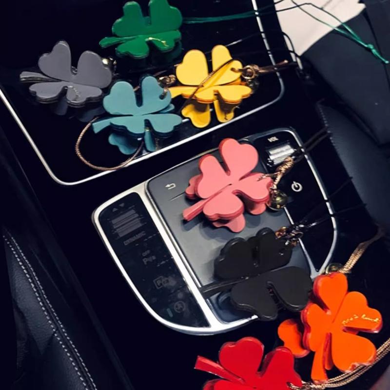 Charmante Auto-Innendekoration zum Aufhängen, Mini-Anhänger-Ornament für die Mittelkonsole, Accessoires, Geschenke