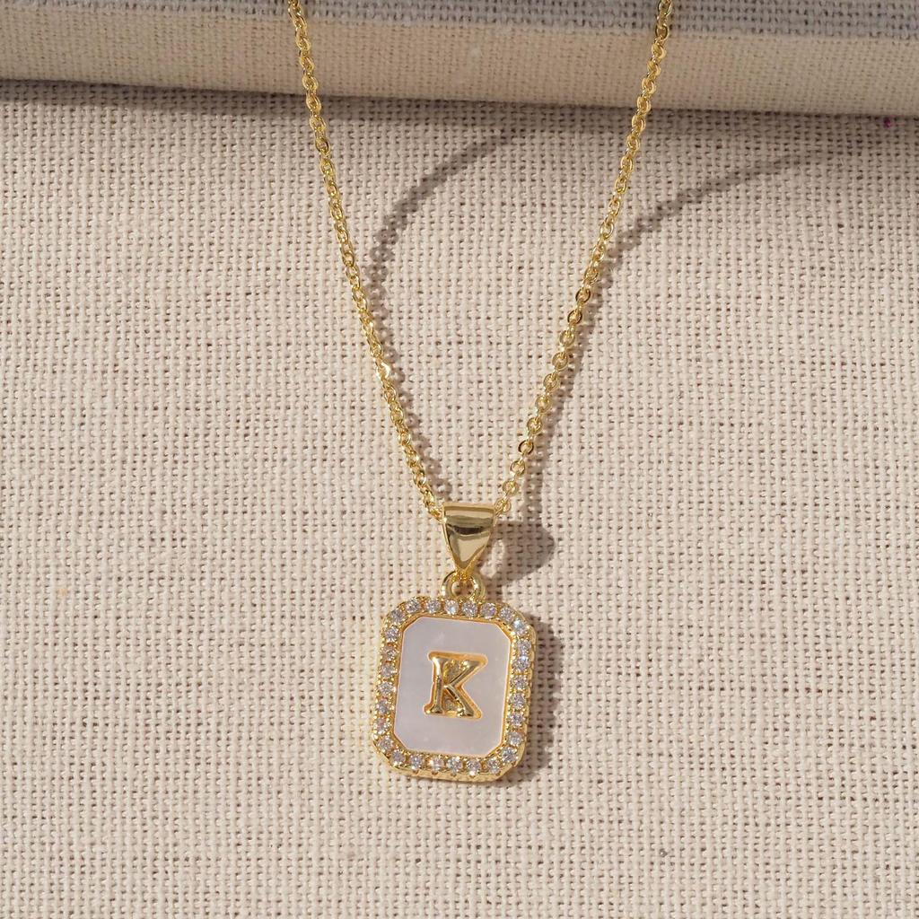 Gold-Plated Copper Shell 26 English Letters Pendant Necklace for Women - Niche Fashion Jewelry