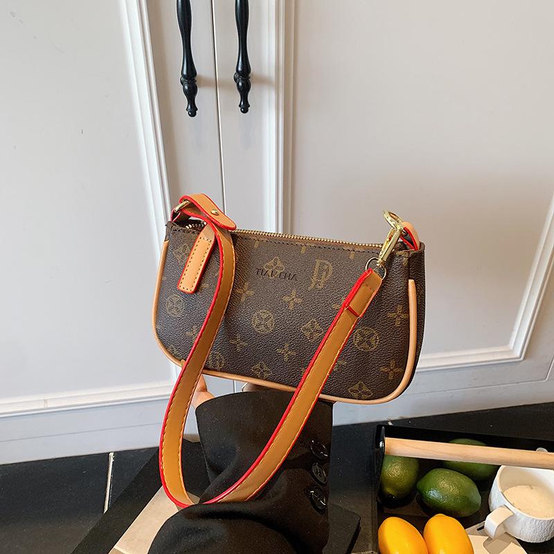 

Новая ретро печать темперамент маленькая сумка женская повседневная универсальная модная сумка через плечо подмышечная маленькая квадратная сумка коричневый