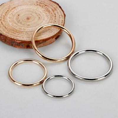 Heißer Rucksack Haustierhalsband Metallschnalle O-Ring Taschenteile Nähzubehör
