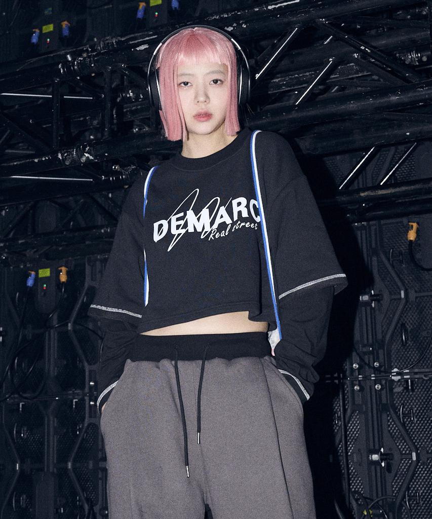 Deumakeu Double Sleeve Crop T-Shirt Black