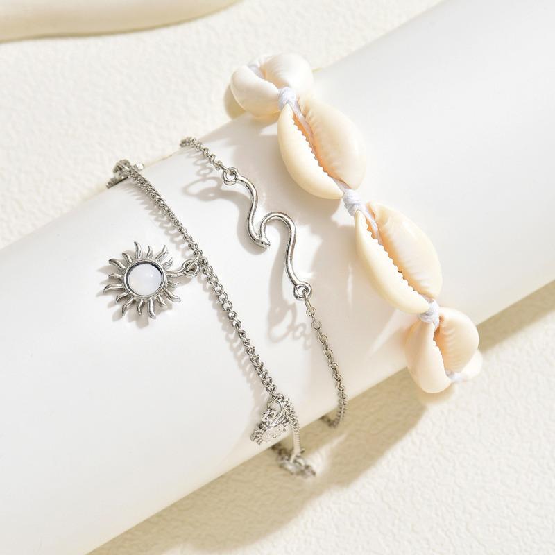 

Новый простой летний набор браслетов на ногу из натуральных ракушек, повседневный пляжный отпуск, регулируемые по размеру украшения для лодыжки