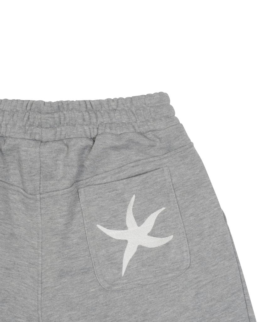 THE COLDEST MOMENT Tcm Back Logo Half Sweat Pants (Grey)