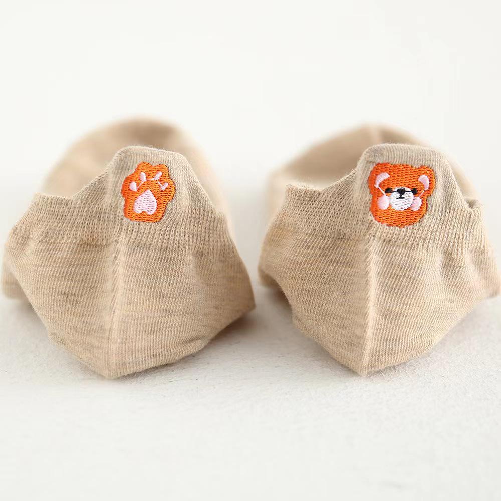 Chaussettes en coton brodé de dessins animés mignons pour femmes Printemps/Été 2024 - Décontractées, Respirantes, Style court bateau