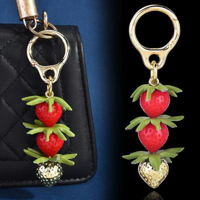 Pendente de Fruta Fresco e Versátil Pingente de Morango Simulada Mercadoria para Carro Pode Ser Presente para o Festival do Barco-Dragão