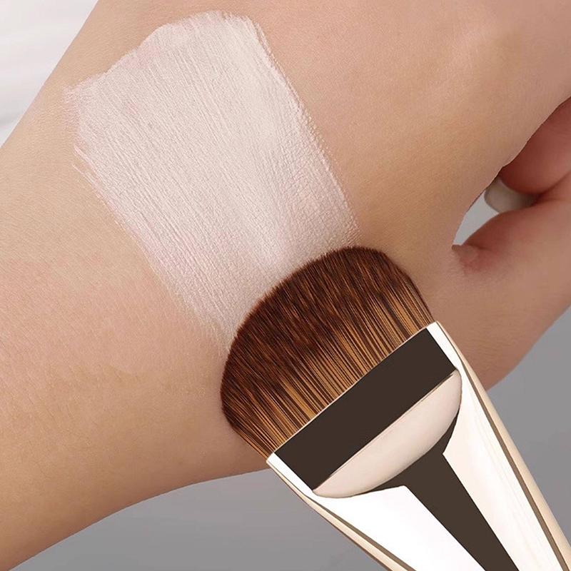 Flat-Headed Foundation Brush Professional Portable And Easy-To-Clean Makeup Brush