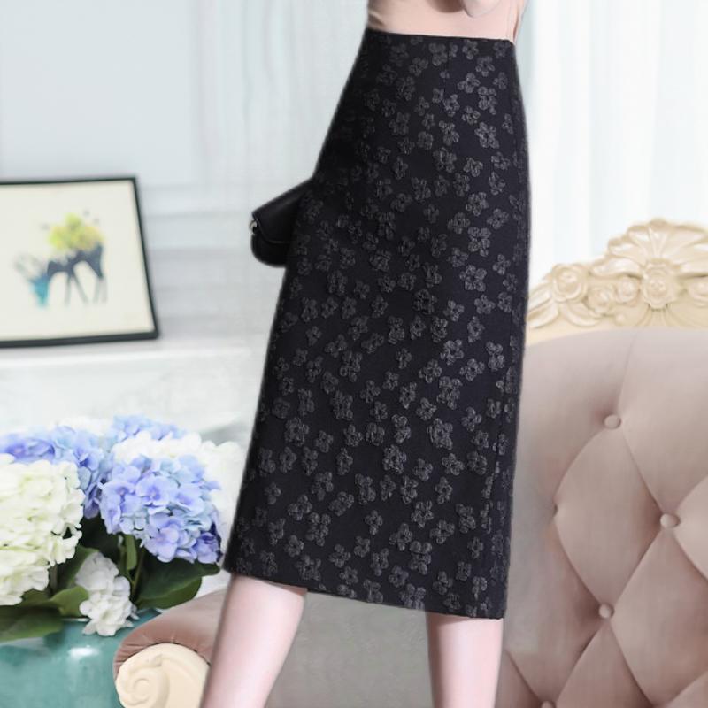 

Жаккардовая юбка-карандаш женская весна-осень средней длины 2025 новая юбка с разрезом с высокой талией для юбки-годе XXXL чёрный