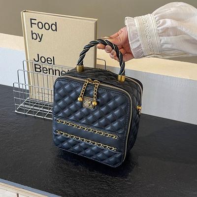 Today's Popular Bags, New Women's Bags, Rhombus Embroidery Thread, Versatile Messenger Bags, Portable Small Square Bags.