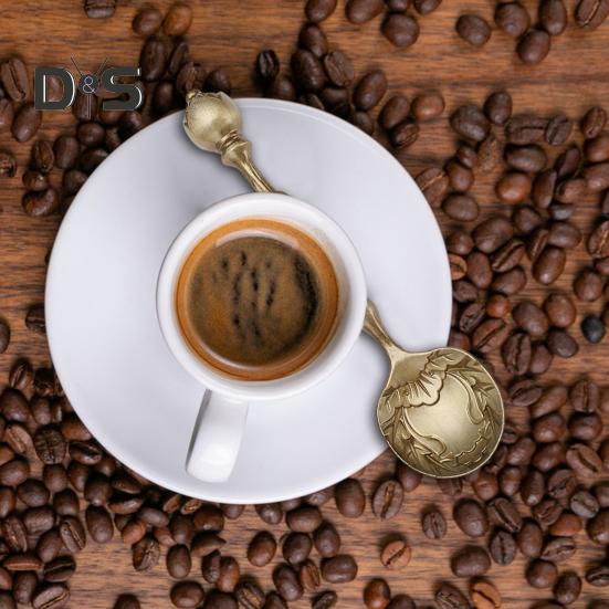 Coffee Spoon Carved Teaspoon Vintage European Palace Design Tableware Dessert Spoons for Kitchen Dining Bar Milk Tea Shops Cocktail Mixing