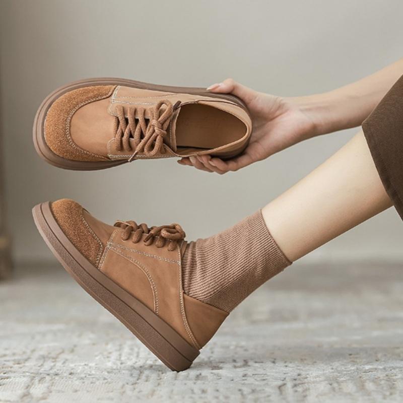 Fashion 2025 New Fashion Woman's Lace Up Flat Shoes Round Toe Casual Comfortable Soft Flats Outside Non Slip Versatile Women Shoes