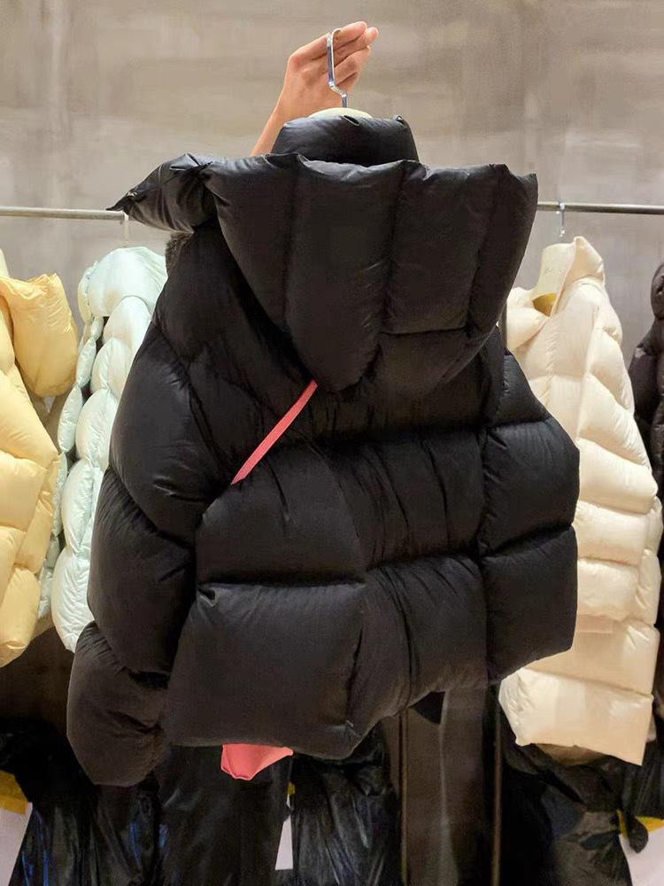 

Распродажа женской зимней одежды: Скидка 30% на пуховые и шерстяные куртки Extra Large