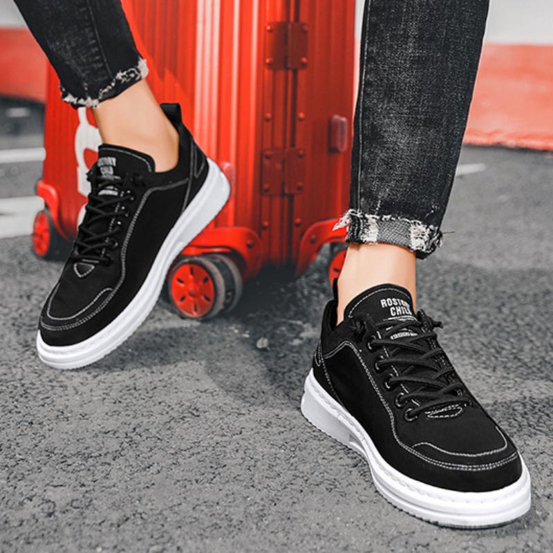 Herrskor Vulkaniserade Skor Platta Halkfria Slitstarka Andningsbara Sneakers Mode Canvas Fritidsskor Märkesskor för Män